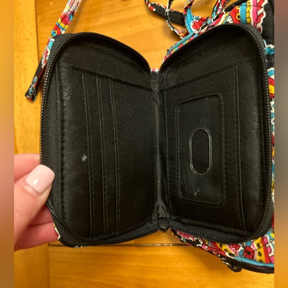 Vera Bradley Crossbody - Picture 2 of 4